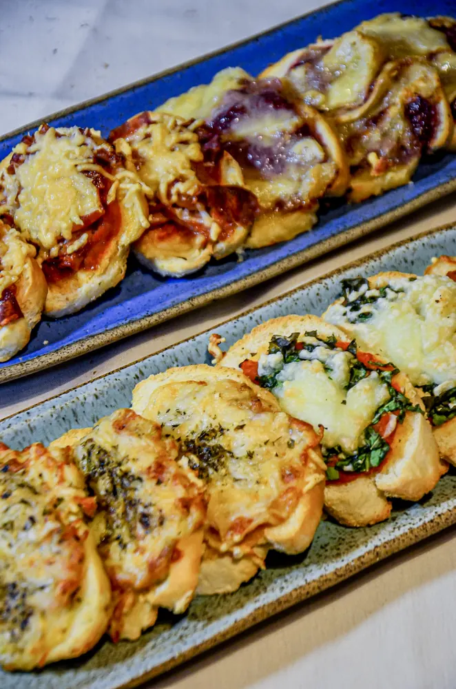 Bruschettas gratinadas